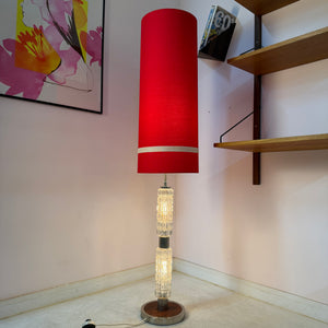 Stehlampe rot Glas Chrom von Fischer Leuchten