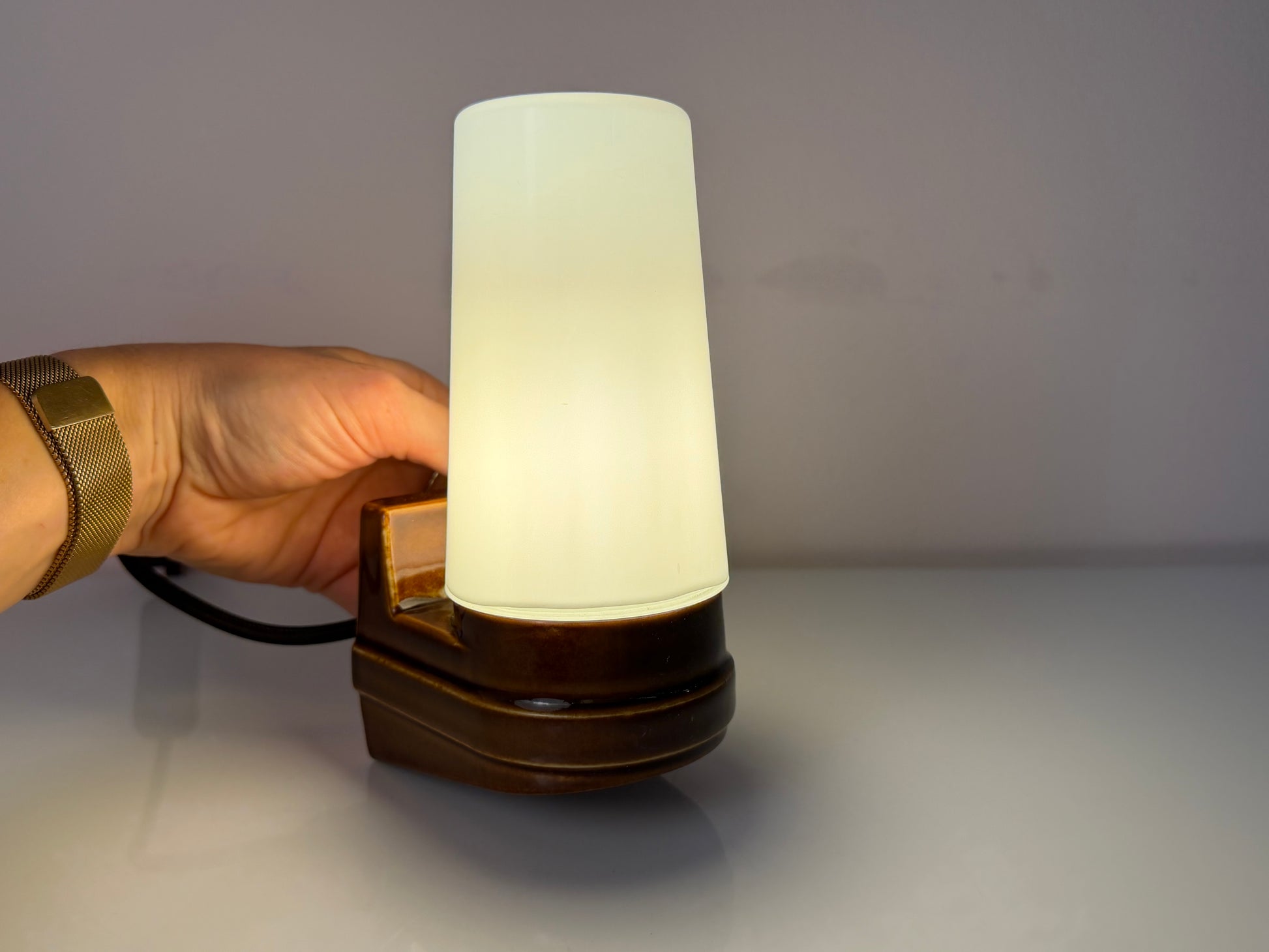Wandlampe Modell 6080 braun von Sigvard Bernadotte für Ifö
