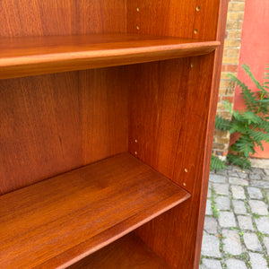 Bücherregal Teak mit Sekretär von Johannes Sorth für Nexø
