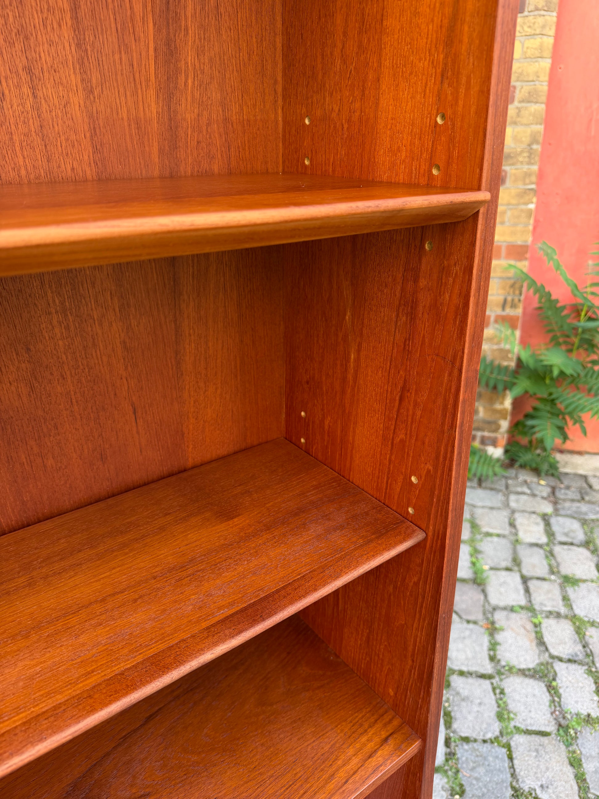 Bücherregal Teak mit Sekretär von Johannes Sorth für Nexø