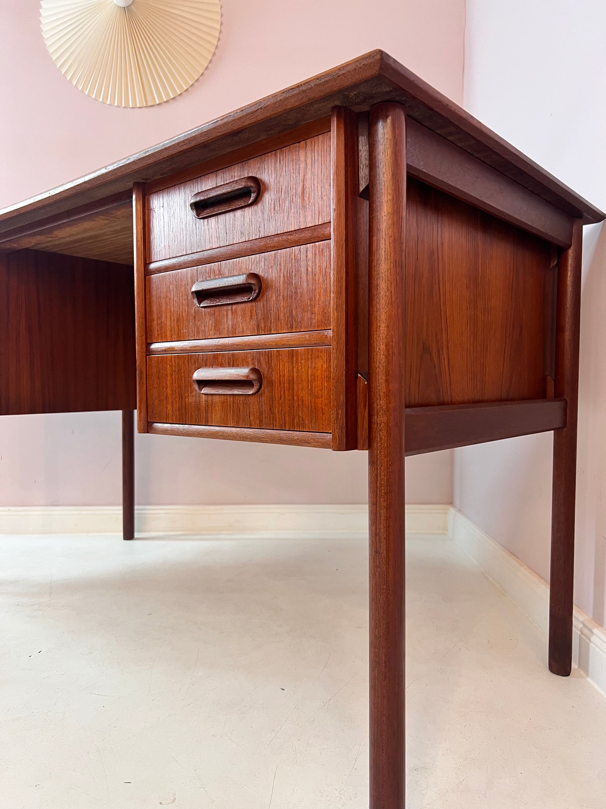 freistehender Schreibtisch von Gunnar Nielsen Tibergaard