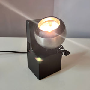 Tischlampe Modell 41701 schwarz silber mit Kugelkopf von Osram