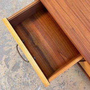 Kleines Lowboard Esche Teak