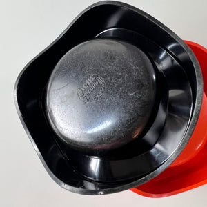 Set: 2 Aschenbecher schwarz rot von Walter Zeischegg für Helit