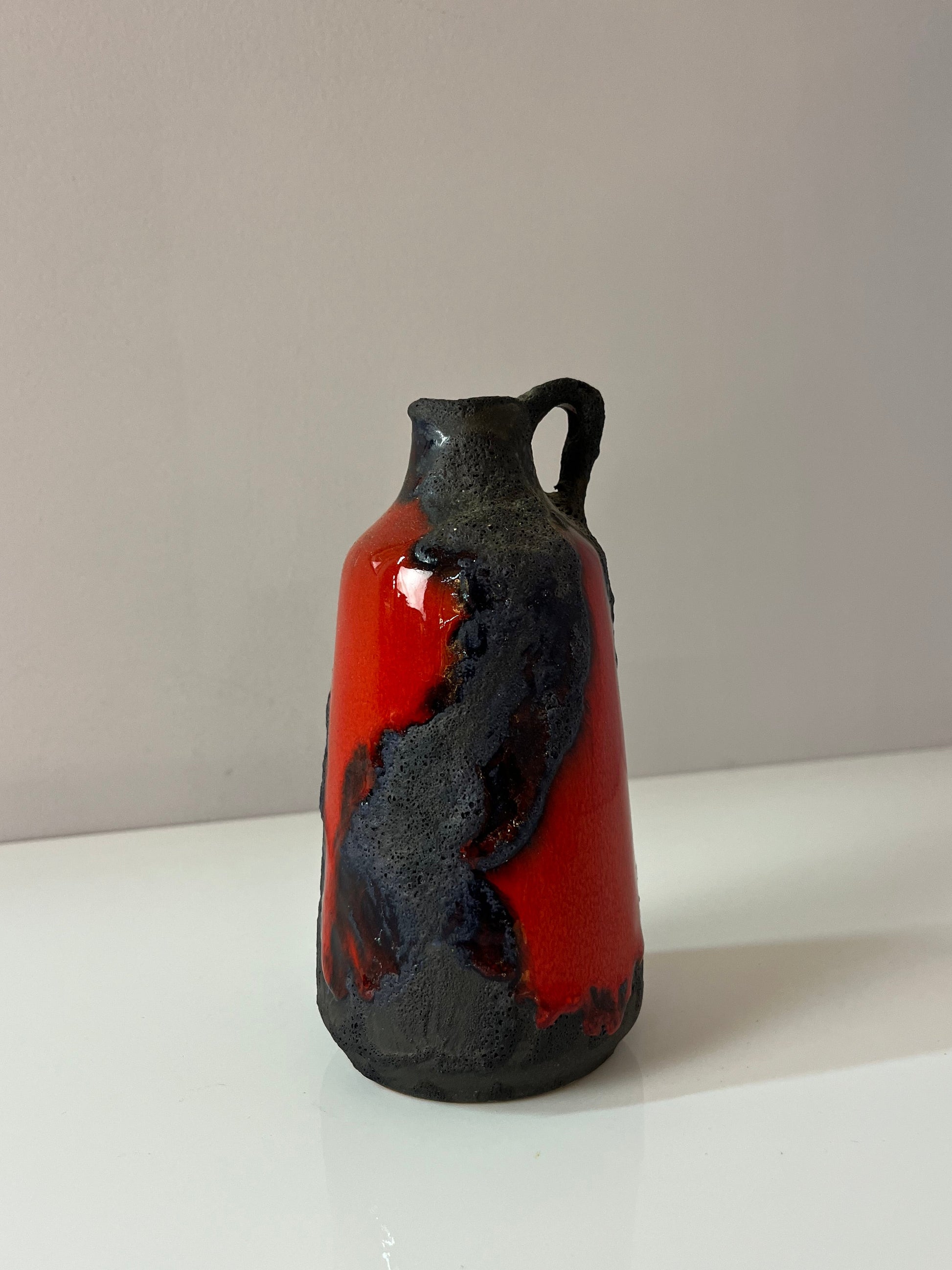 Vase Fat Lava rot dunkelbraun von Marei Keramik