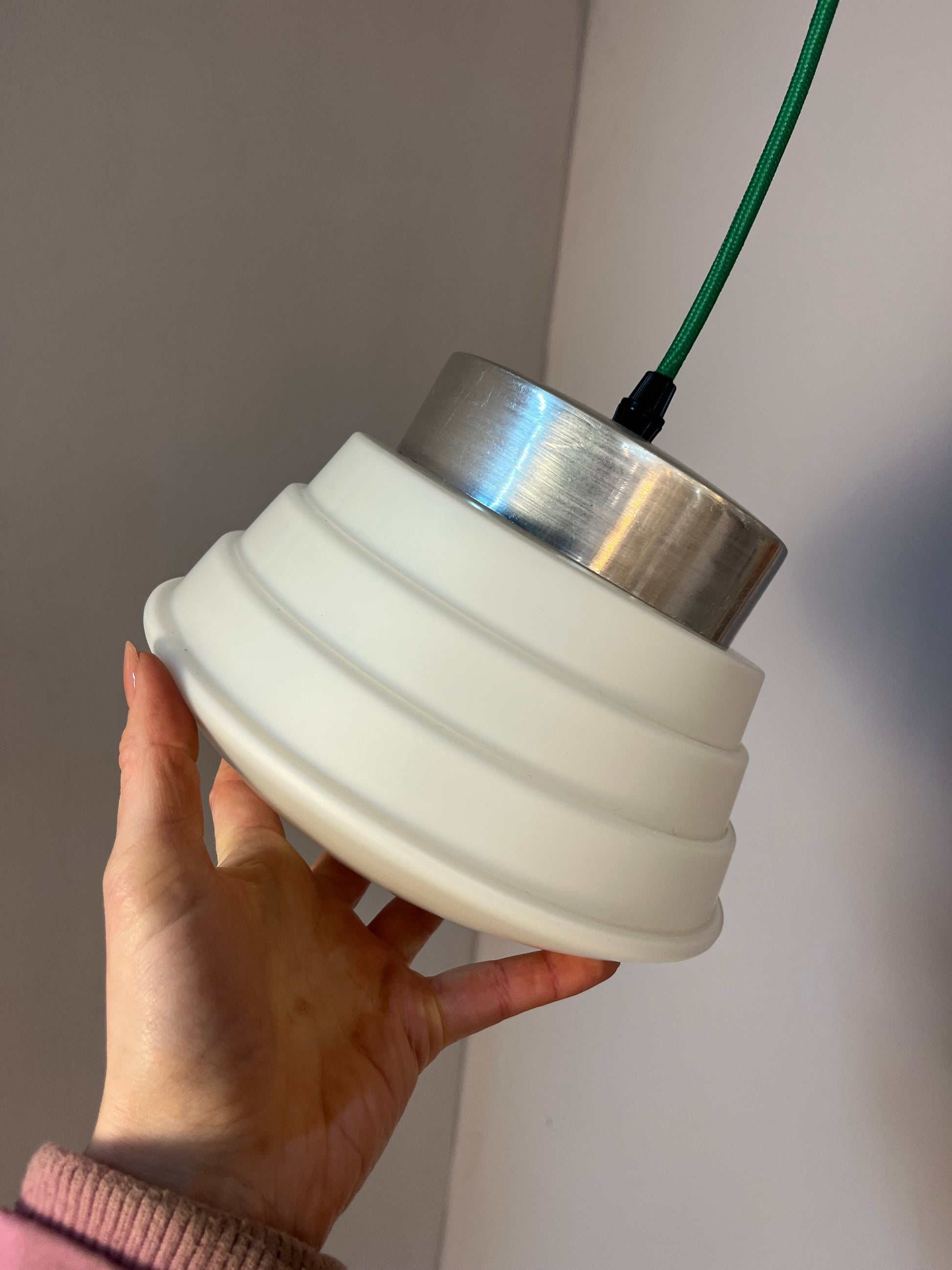 Hängelampe weiß silber Glas