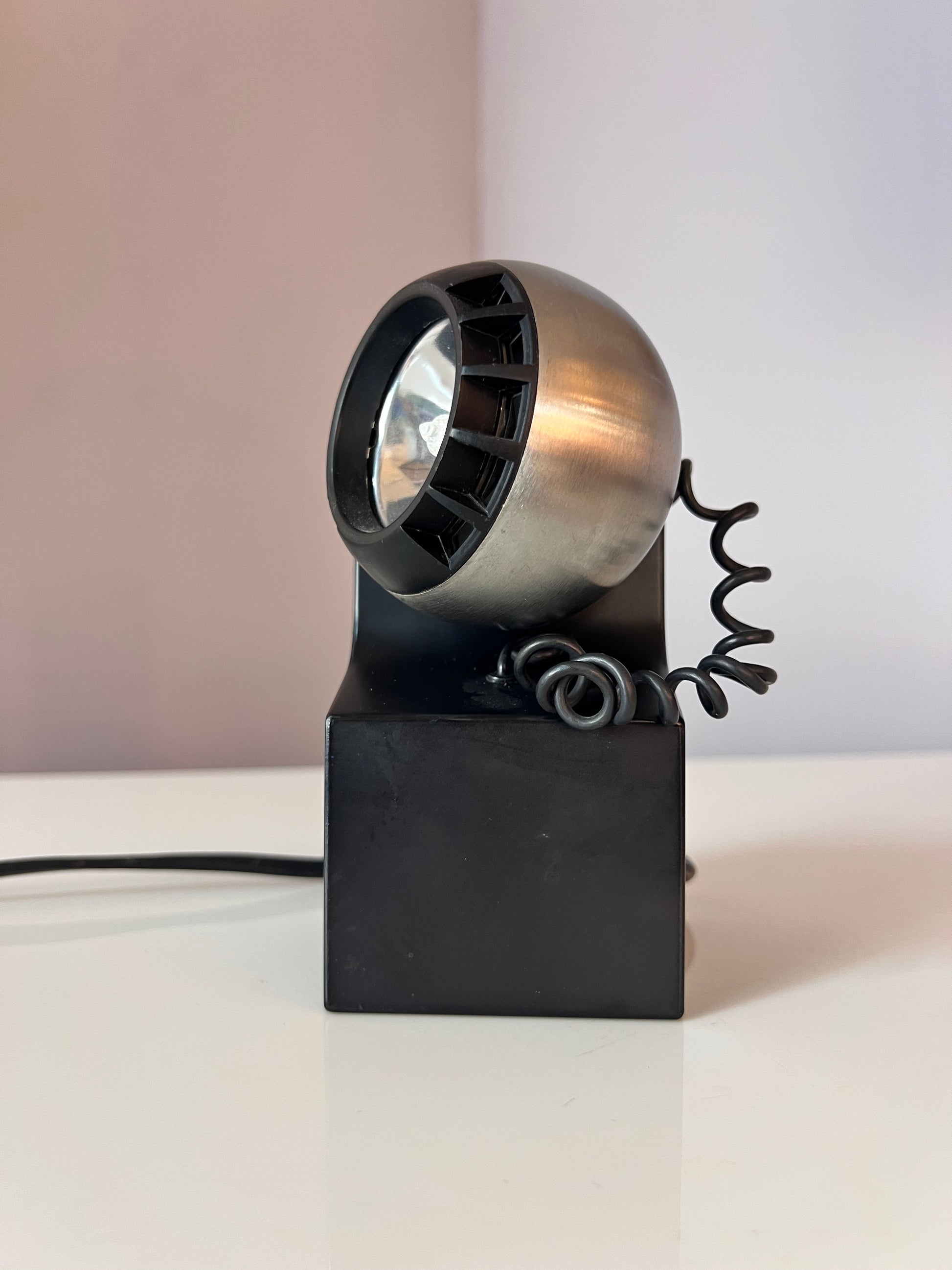Tischlampe Modell 41701 schwarz silber mit Kugelkopf von Osram