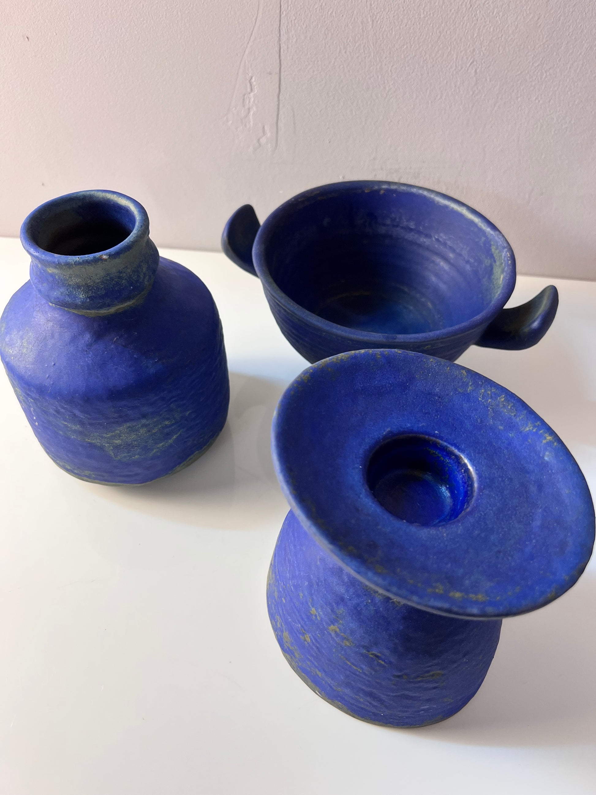 Set: Vase, Kerzenständer & Schale blau von Majolika Keramik Manufaktur