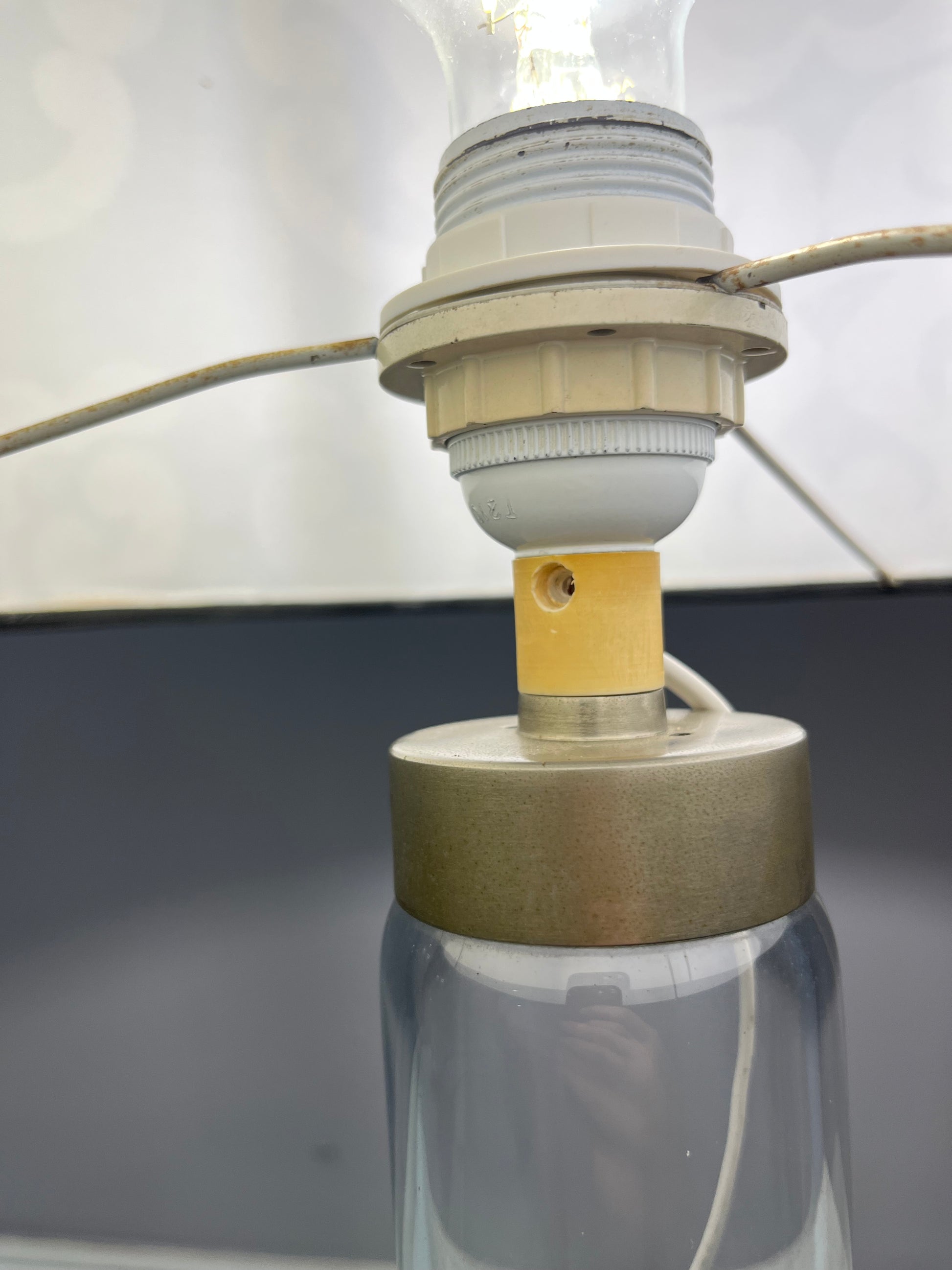 Stehlampe Plaza mit transparentem Glasfuß von Michael Bang für Holmegaard
