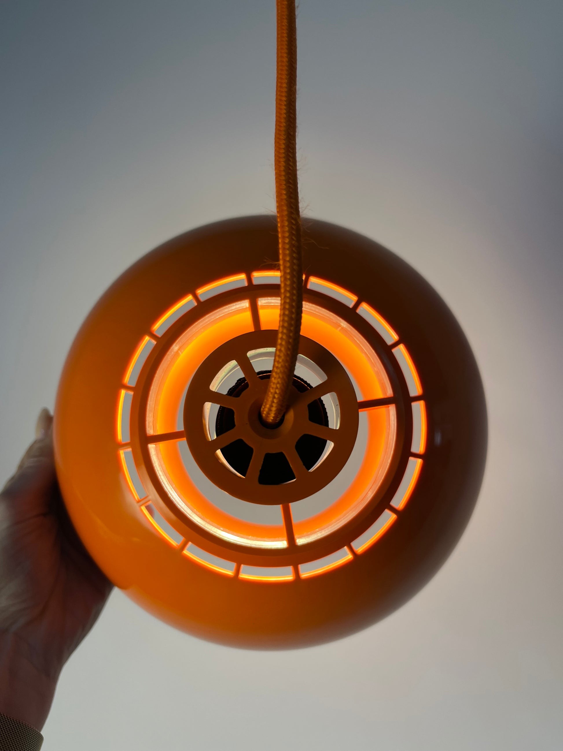 Hängelampen Minisol orange von K. Kewo für Nordisk Solar