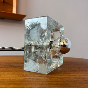 Wandlampe „Ice Cube“ von Wila München