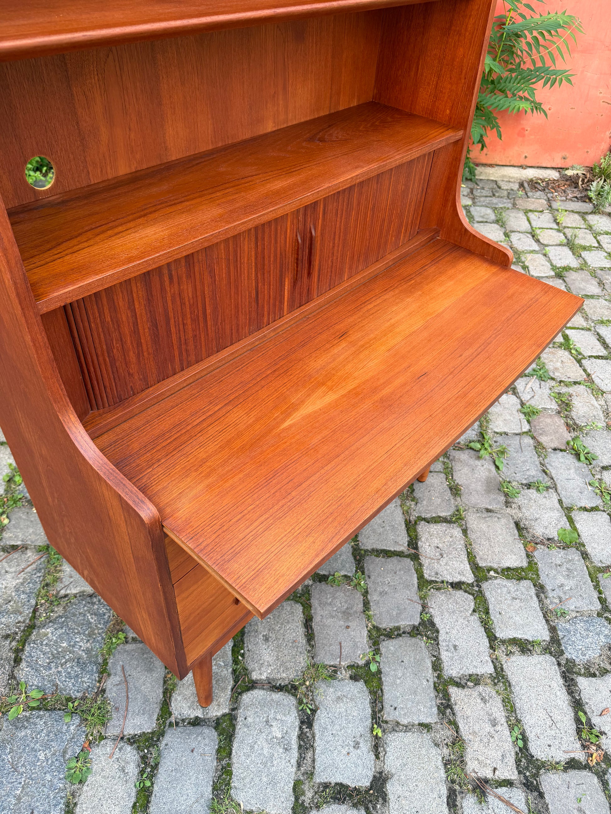 Bücherregal Teak mit Sekretär von Johannes Sorth für Nexø