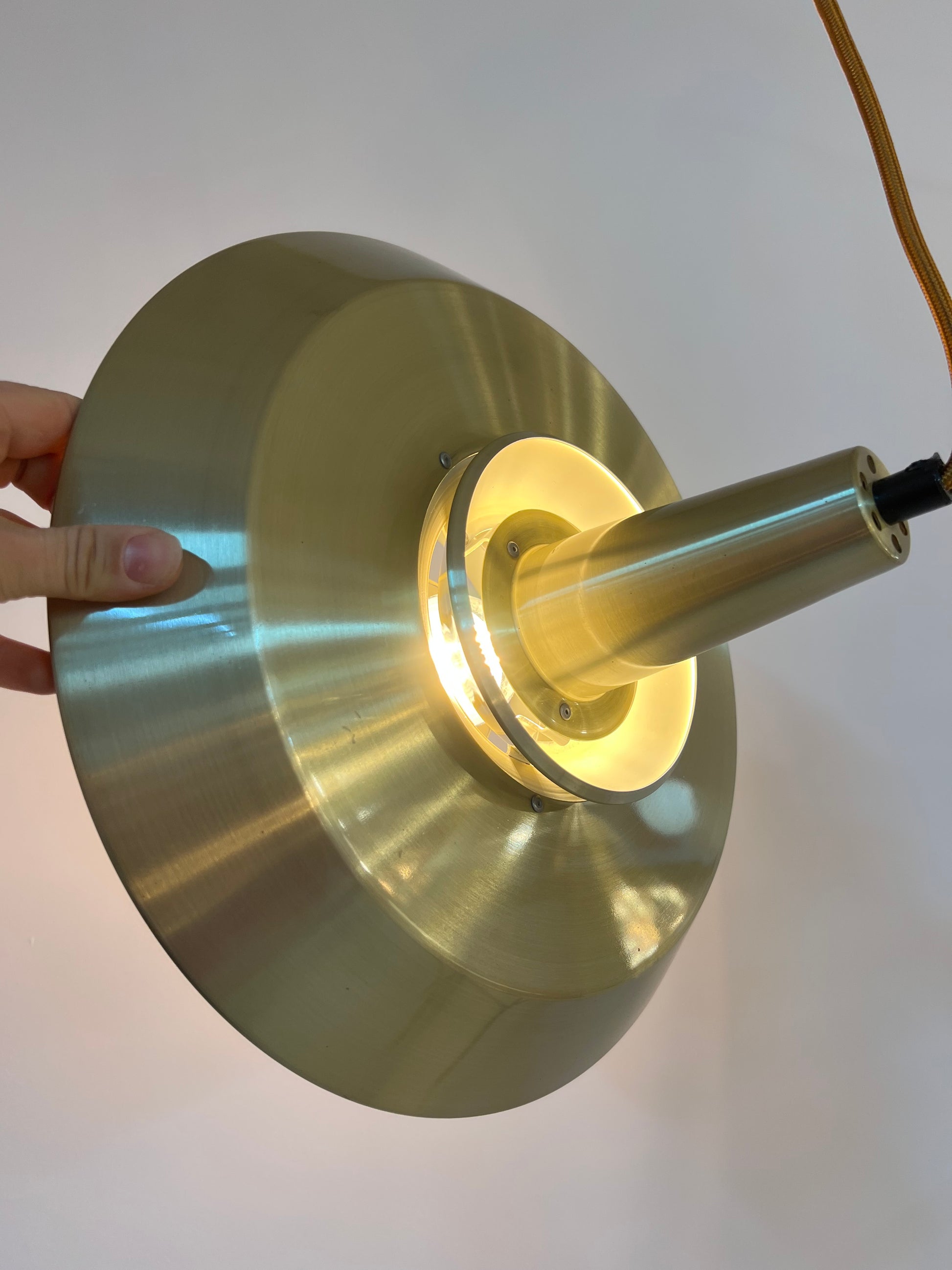 Lamellenlampe gold aus Dänemark