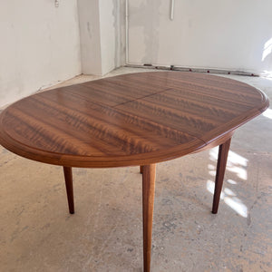 Runder Esstisch Teak mit Butterfly Auszug von Kondor