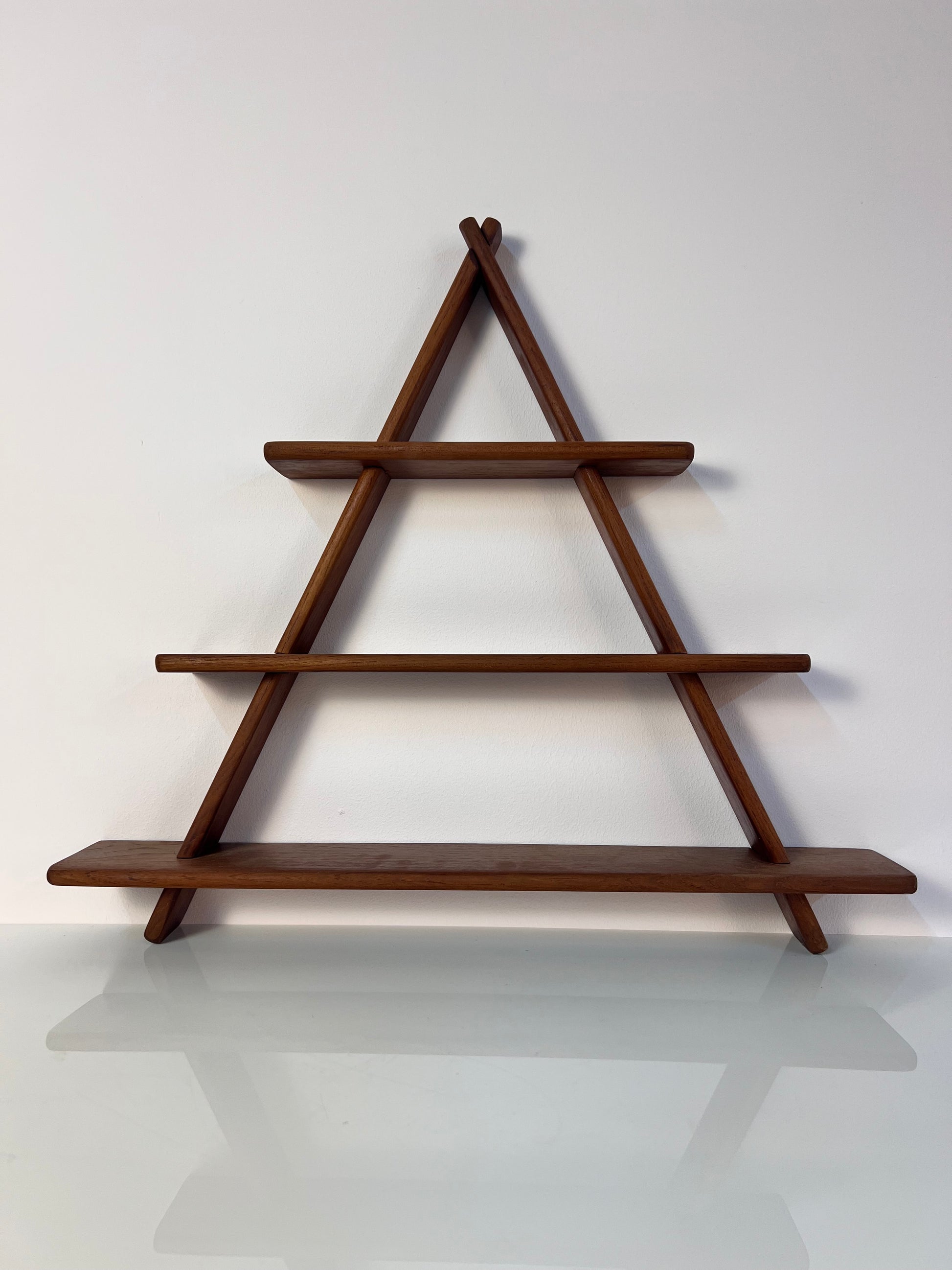 Dreieck Wandregal Teak aus Dänemark