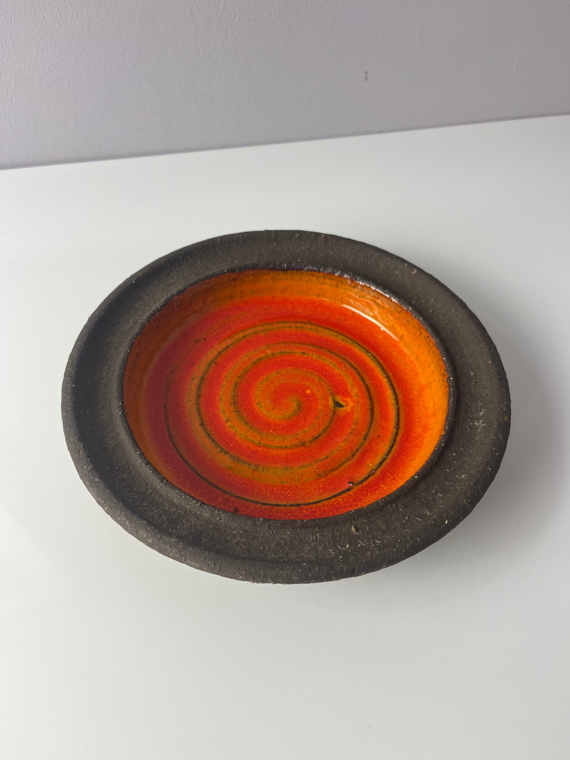 Schale orange Keramik von Ulrik Lundbergh, Ebeltoft