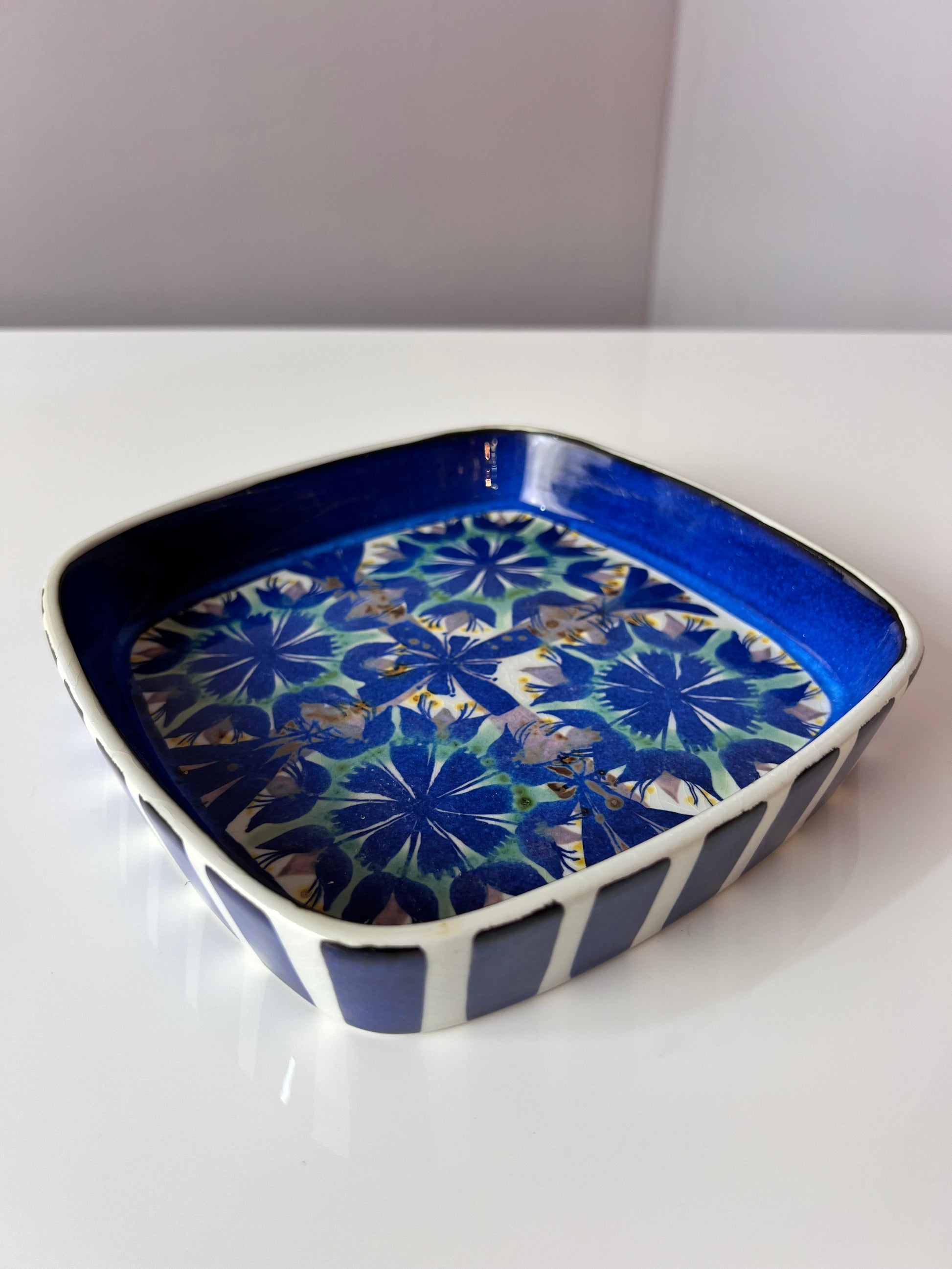 Schale blau Porzellan von Marianne Johnson für Royal Copenhagen