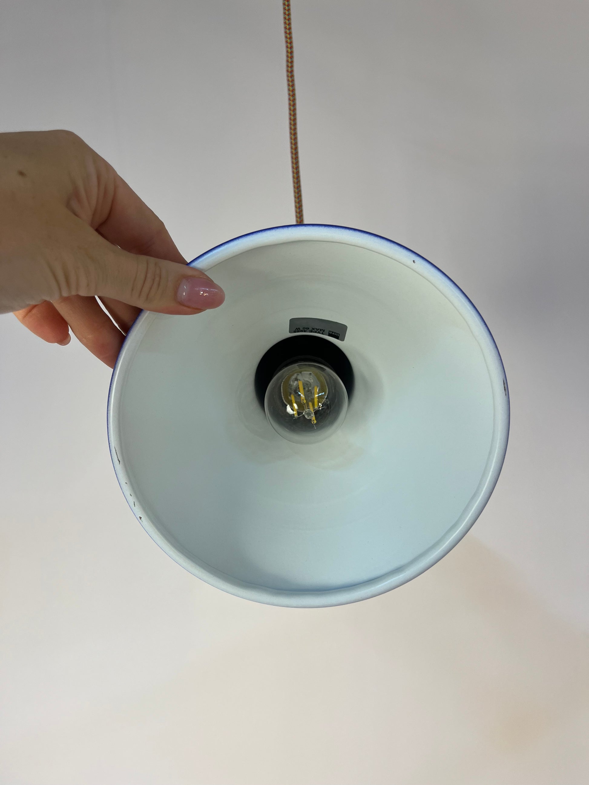 Trichterlampe Typ 4995 königsblau von Lyfa