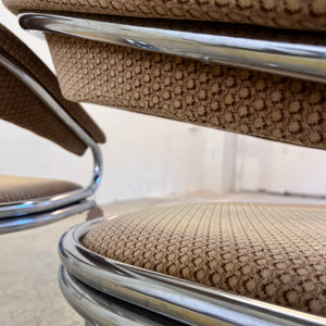 Freischwinger beige Chrom von Giotto Stoppino - mit kleinen Gebrauchsspuren