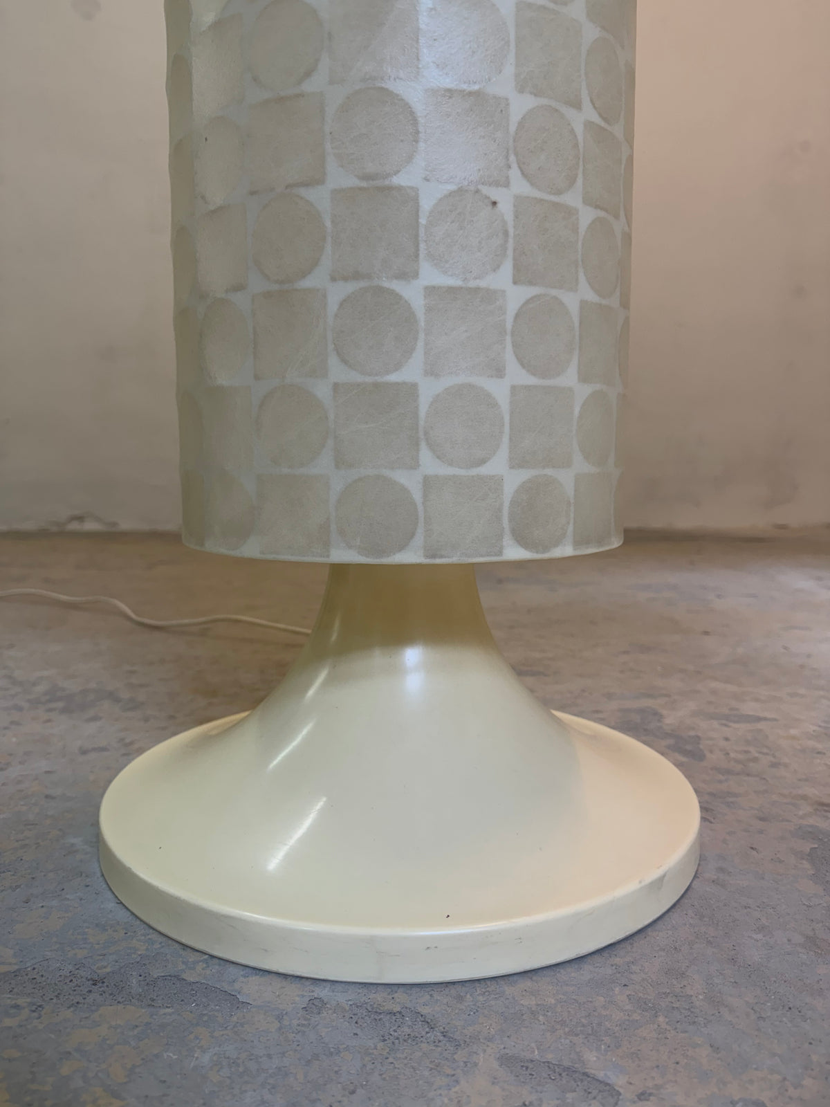 Cocoon-Stehlampe von Goldkant Leuchten