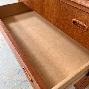 Sekretär Teak halbrund mit Schloss aus Dänemark