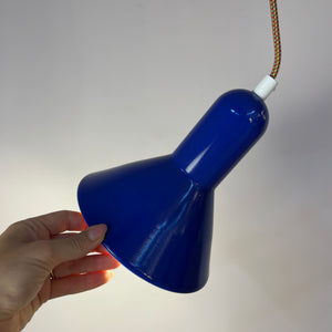 Trichterlampe Typ 4995 königsblau von Lyfa