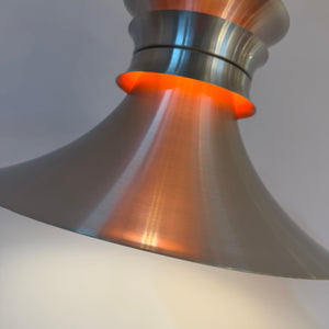 Hängelampe silber orange aus Dänemark