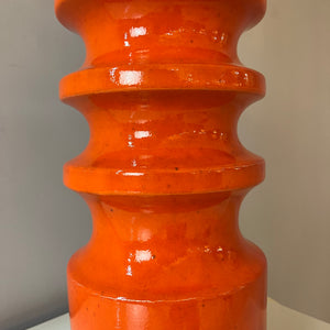 Stehlampe orange Keramik mit Wollschirm