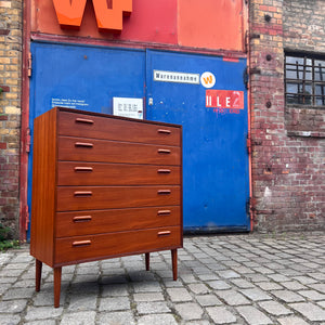 Breite Kommode Teak zugeschrieben Borge Mogensen