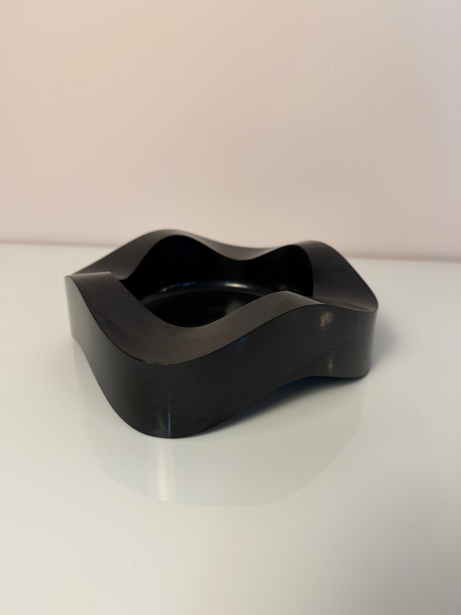 Aschenbecher schwarz von Walter Zeischegg für Helit