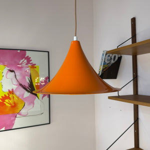 Trompetenlampe orange aus Dänemark