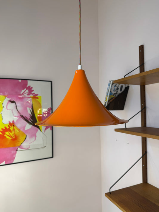 Trompetenlampe orange aus Dänemark