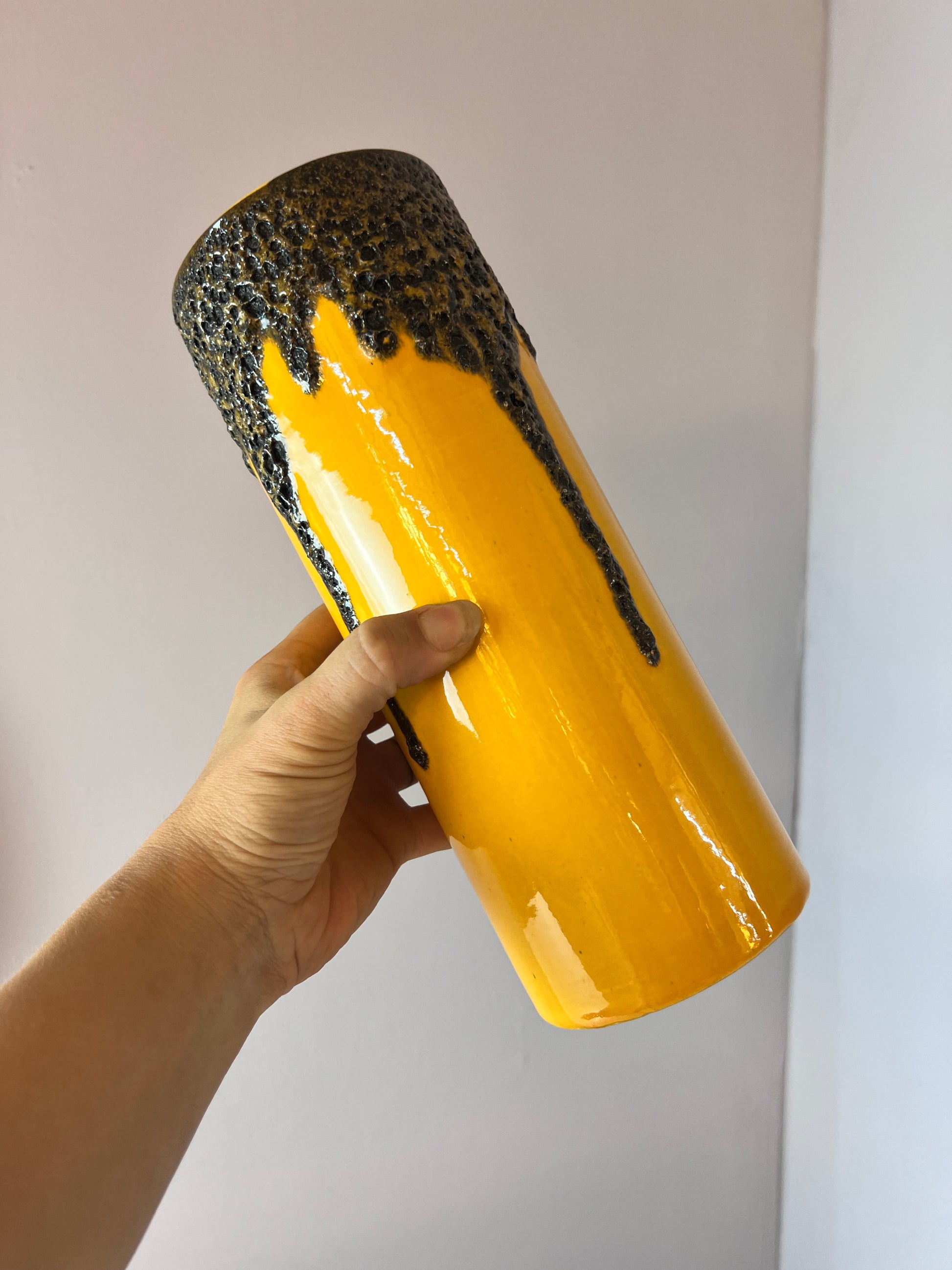 Vase Fat Lava  301-25 gelb von Riffarth Keramik