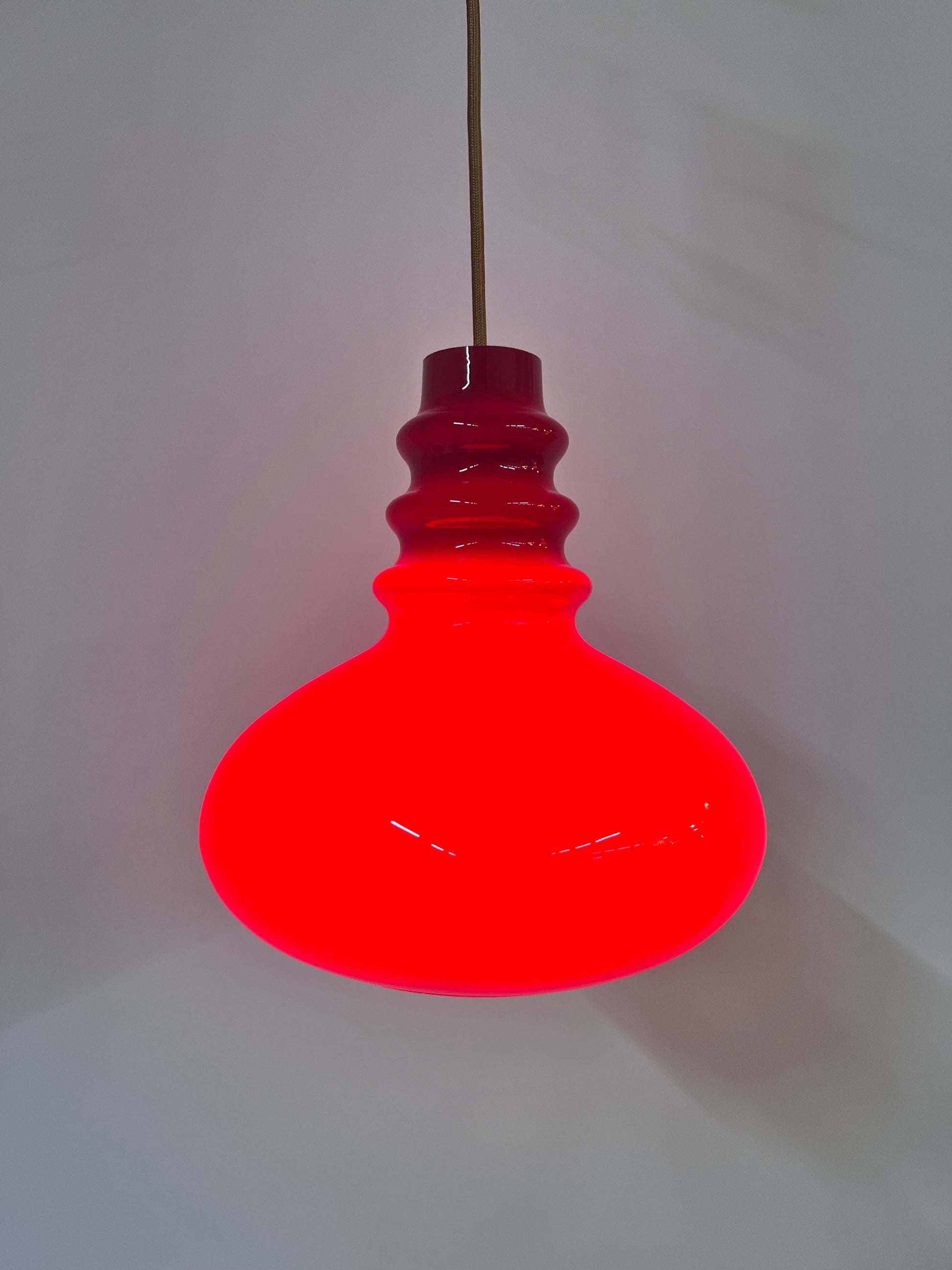 Hängelampe rot Glas von Peill & Putzler
