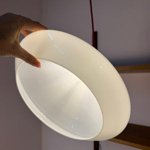 Hängelampe weiß Glas mit Messing aus Dänemark