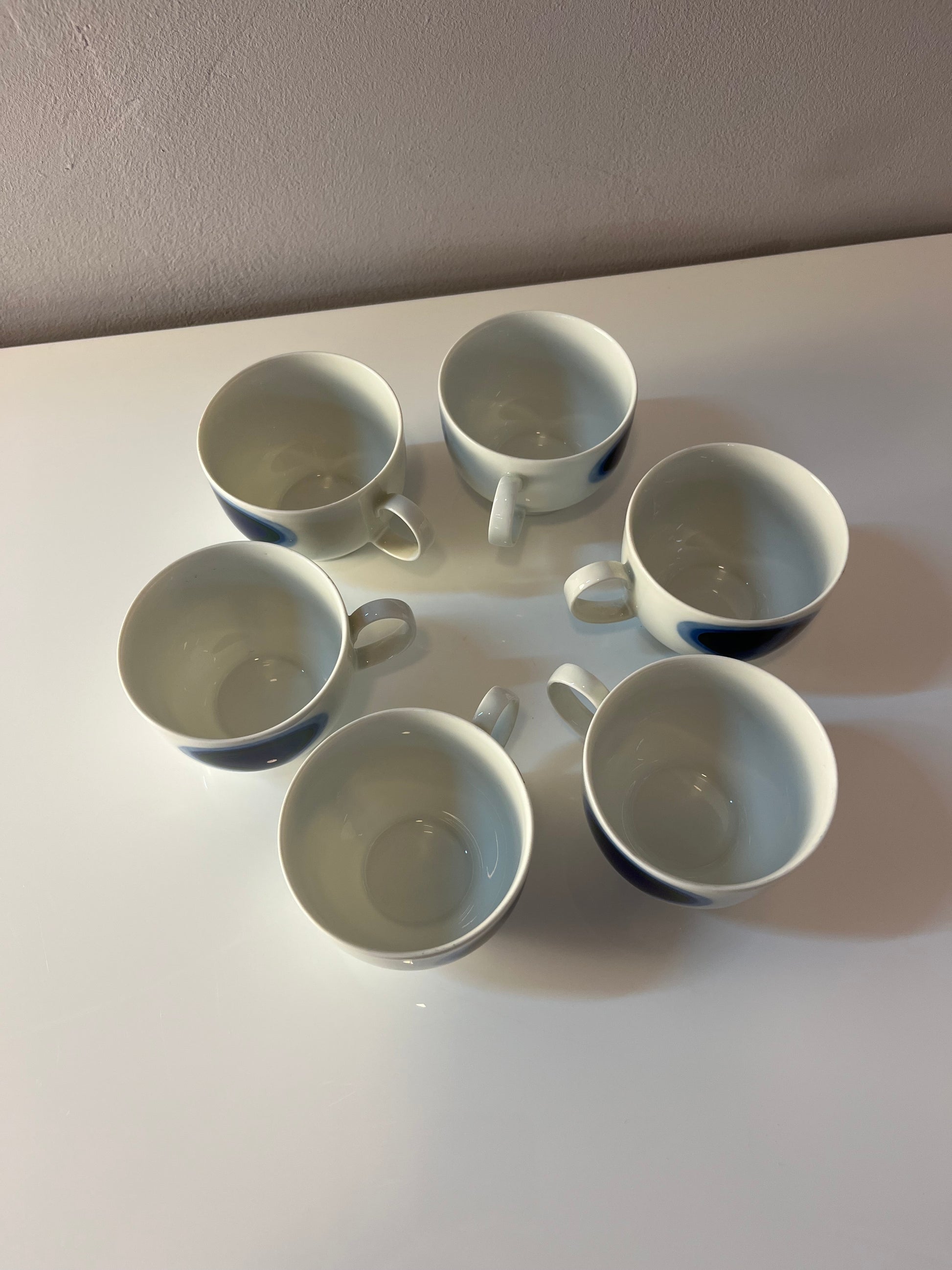 Set: 6x Tasse Form F Pop Art blau weiß von Fürstenberg