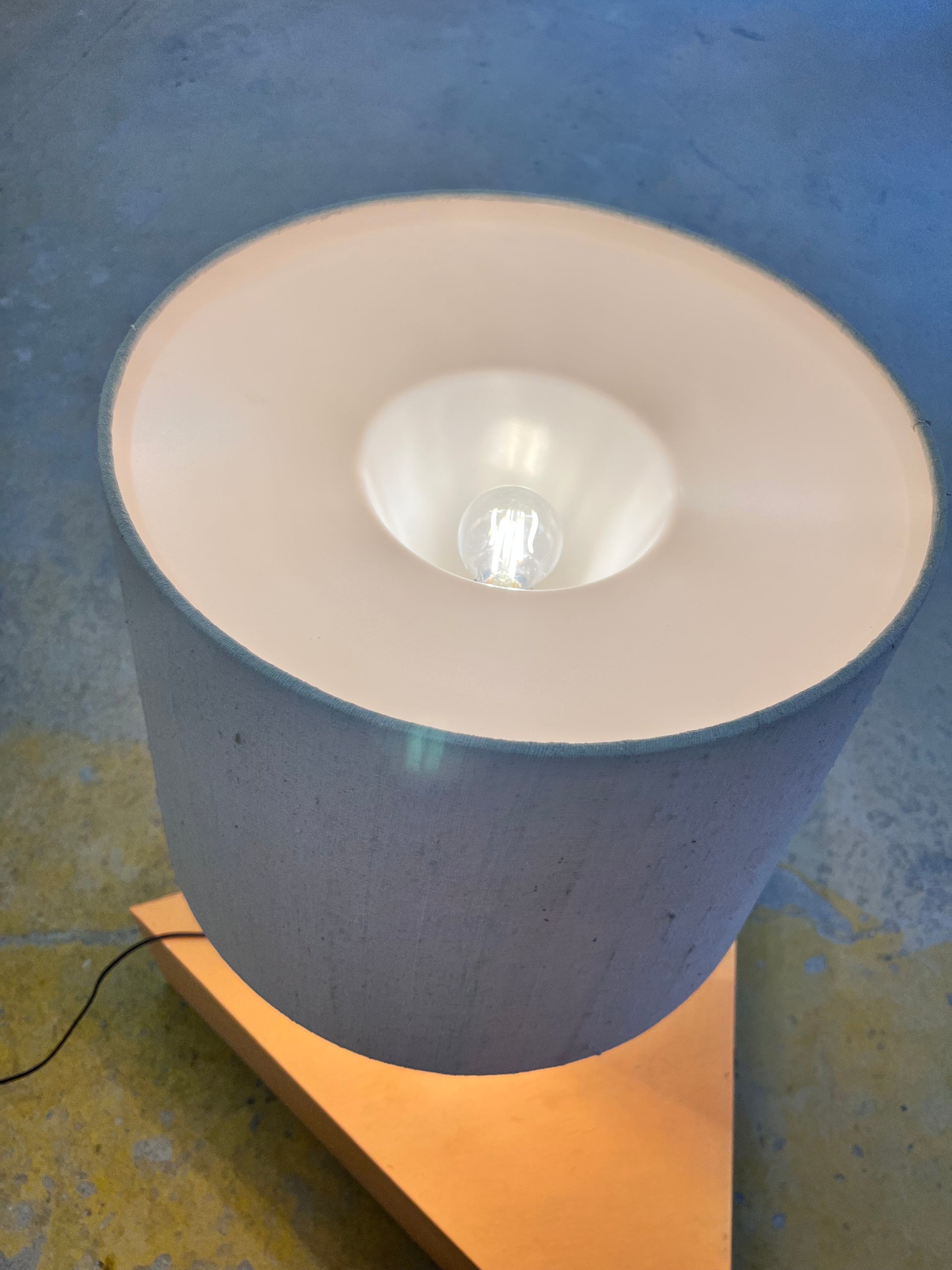 Tischlampe Teak & Rohseide von DOMUS