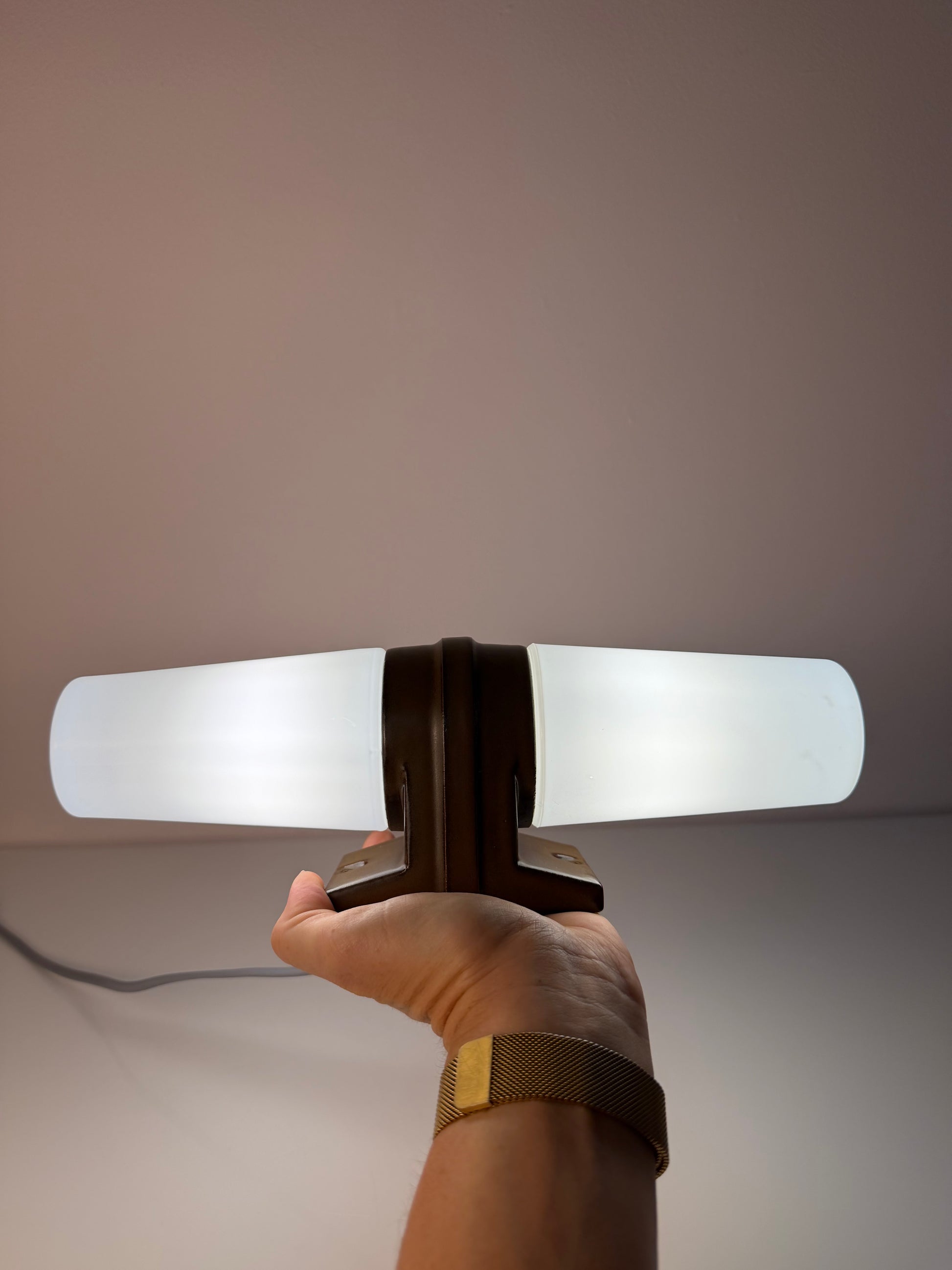 Wandlampe Modell 6060 braun von Sigvard Bernadotte für Ifö