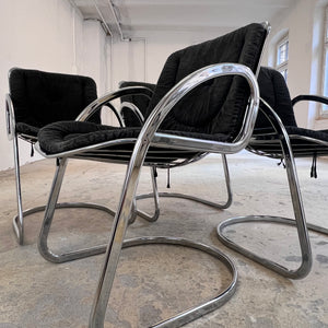 Freischwinger grau Cord Chrom von Gastone Rinaldi