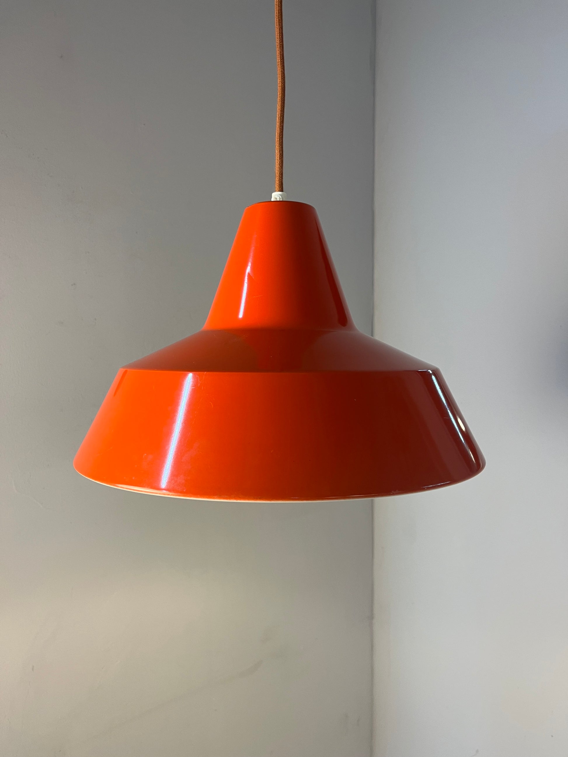 Industrielampe orangerot Metall