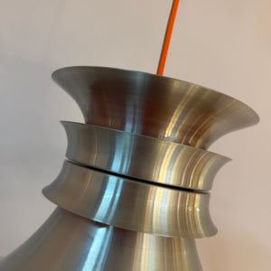 Hängelampe silber orange aus Dänemark