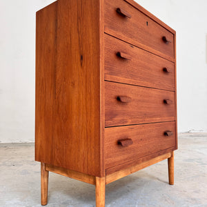 Kommode Teak mit Schloss aus Dänemark