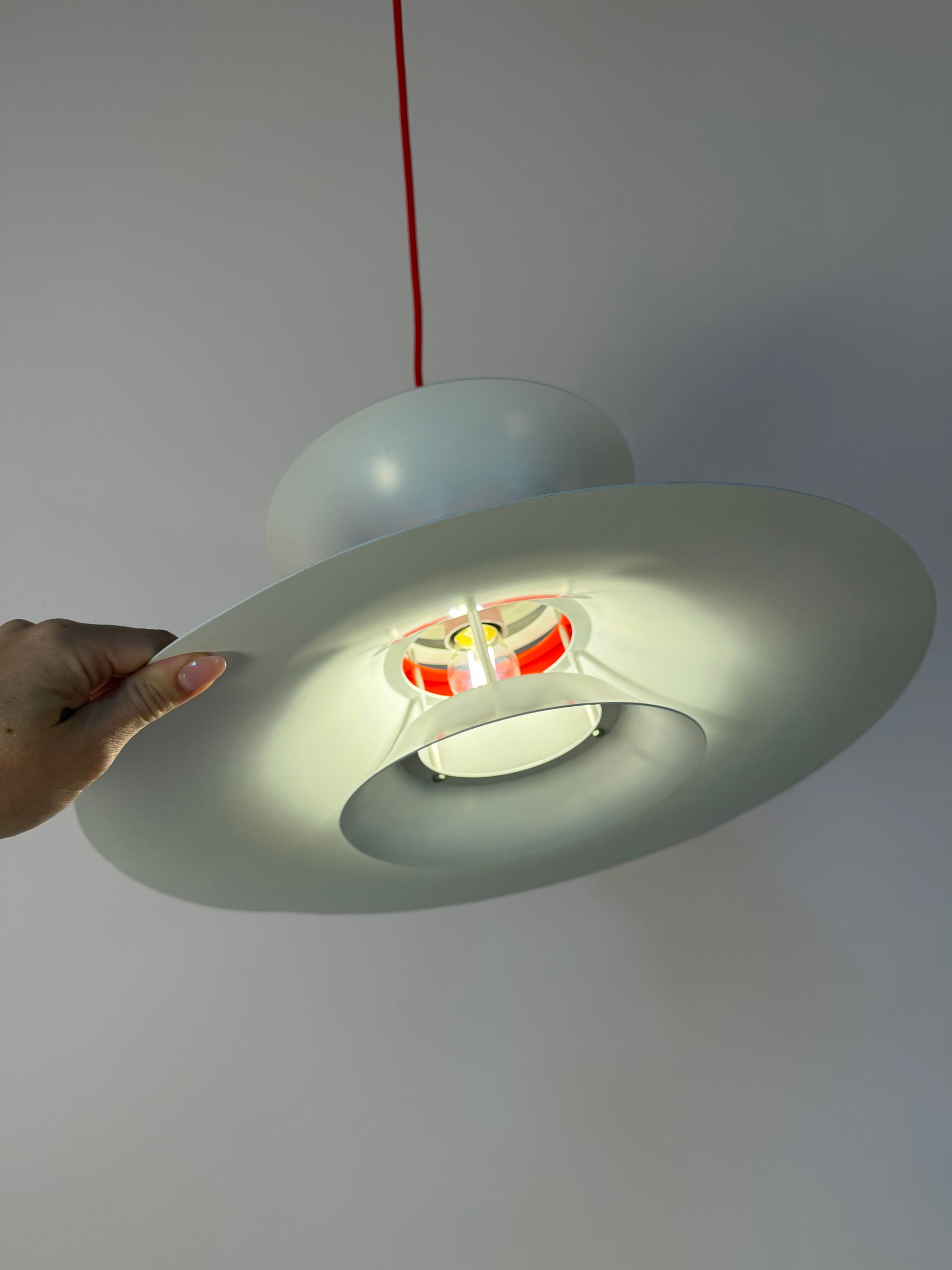 Lamellenlampe weiß schwarz von Bent Nordsted für Lyskaer Belysning
