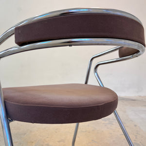 Polsterstuhl Chrom mit braunem Velour