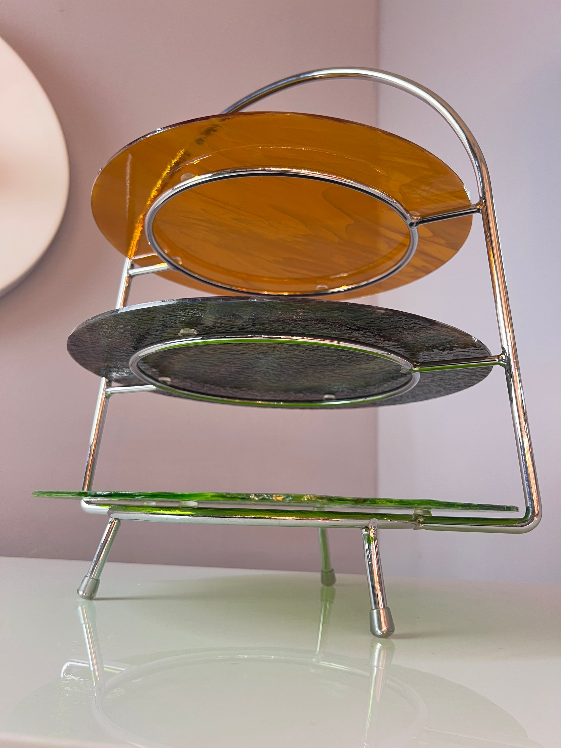 Etagere grün braun orange Glas & Chrom