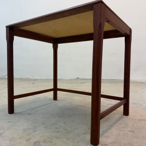 Beistelltisch Teak mit orange gescheckten Fliesen