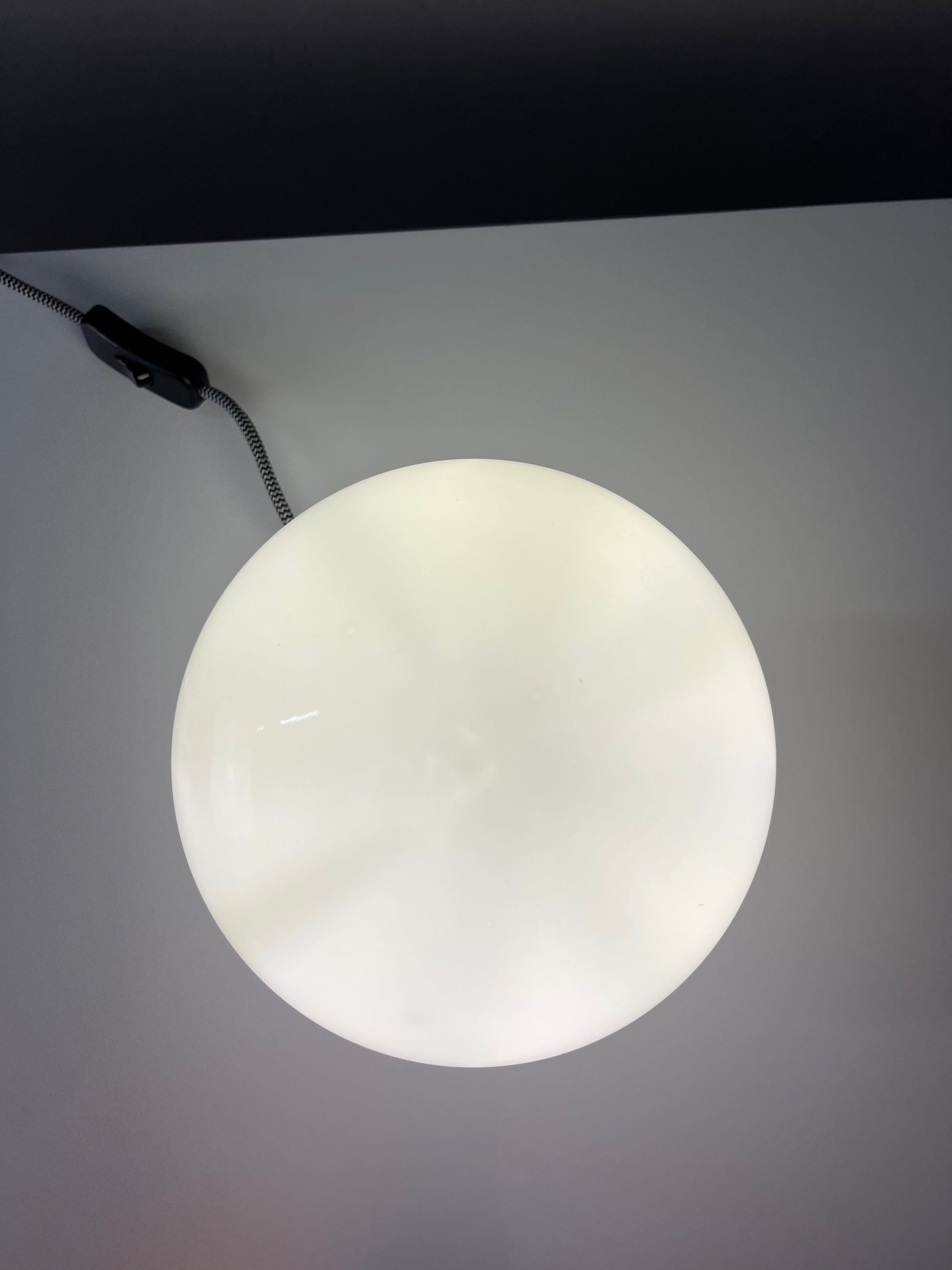 Mushroom Tischlampe flieder weiß Glas