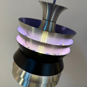 Lamellenlampe Trava silber schwarz lila von Carl Thore für Granhaga