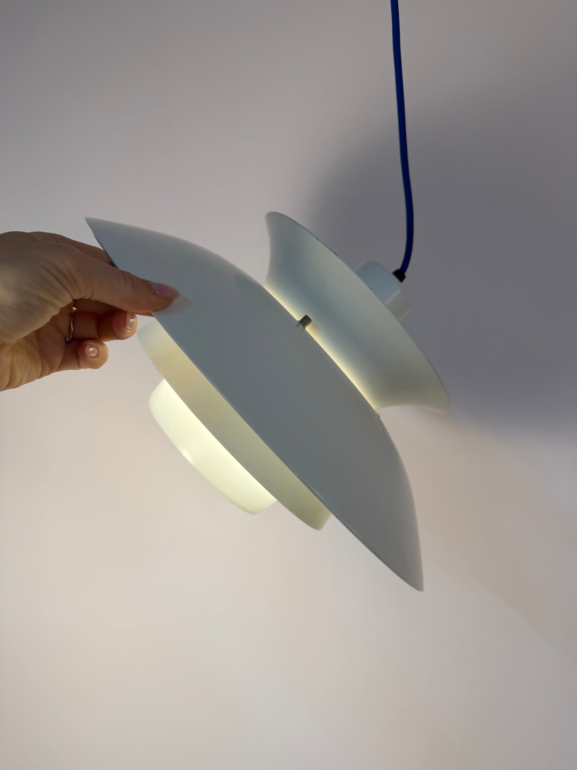 Lamellenlampe weiß aus Dänemark