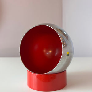 Kugelaschenbecher mit magnetischer Schale rot Chrom von Quist